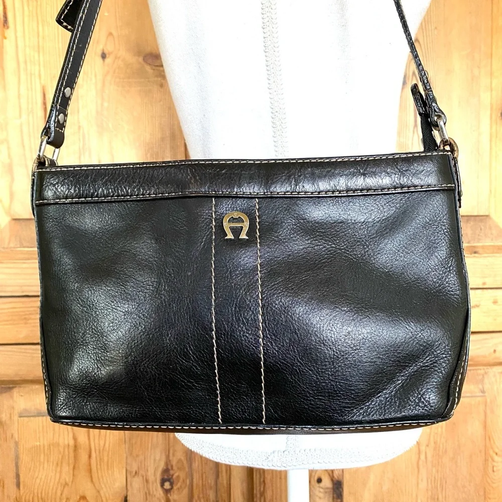 Etienne Aigner Bag - Picture 1 of 8